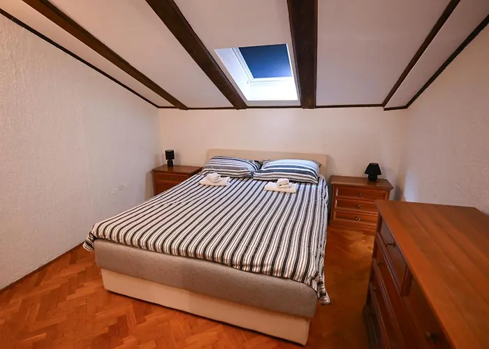 Liliane Kvarner View Abbázia