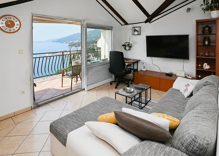 Liliane Kvarner View Abbázia