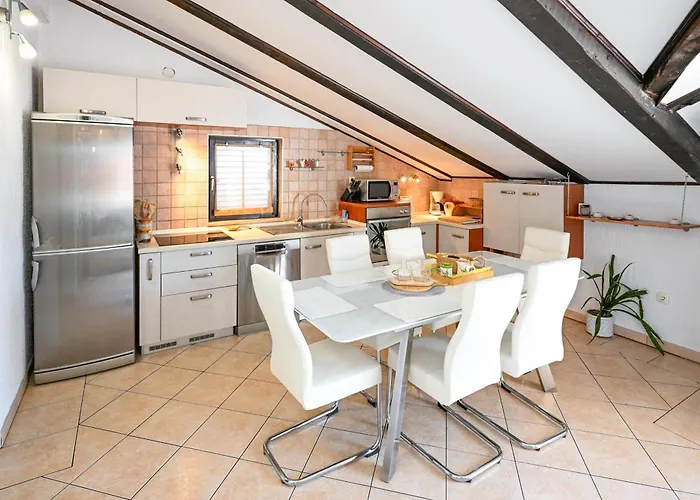 Liliane Kvarner View