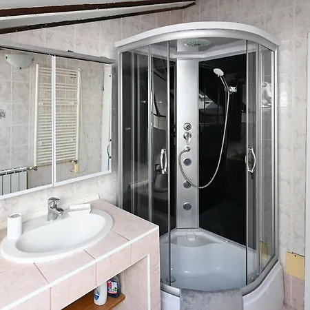 Liliane Kvarner View