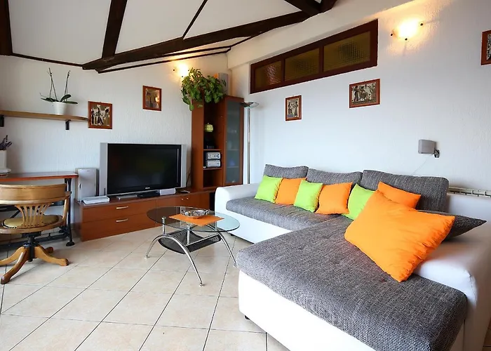 Liliane Kvarner View